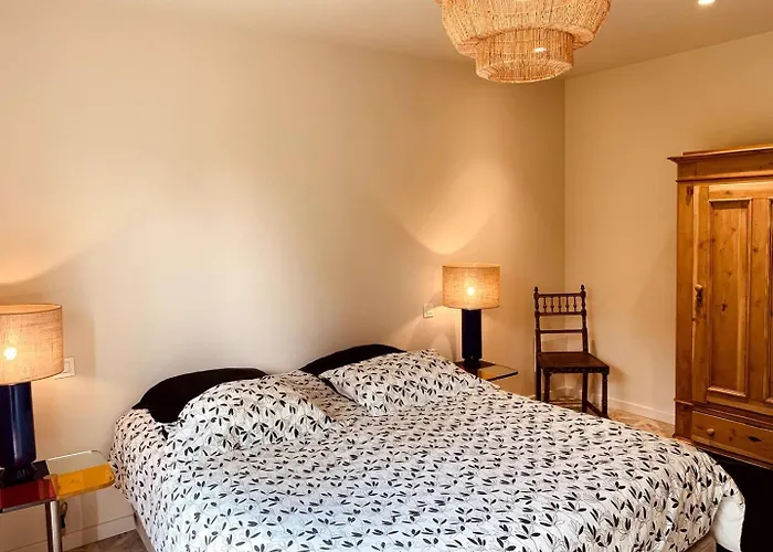 Accommodatie bij particulieren Cosy Dans De Standing Avec Piscine